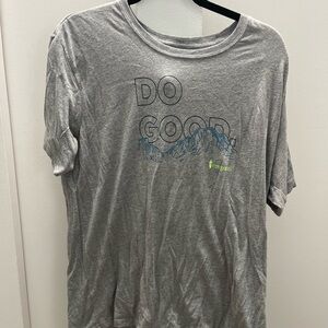 Gray Graphic T-Shirt with 'Do Good' Print